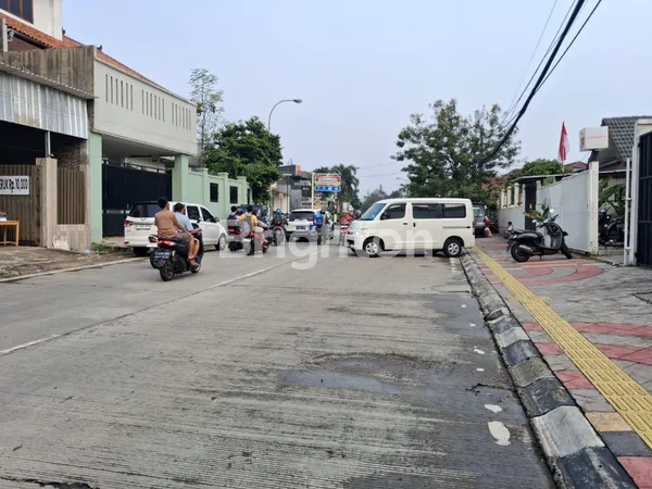 image RUMAH NUSALOKA BSD TANGERANG SELATAN  (6)