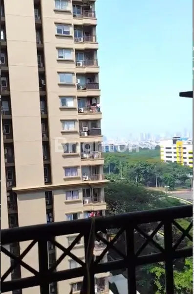 image APARTEMEN 90 M² DI TOWER FLAMBOYAN — TAMAN KEMAYORAN CONDOMINIUM (3)