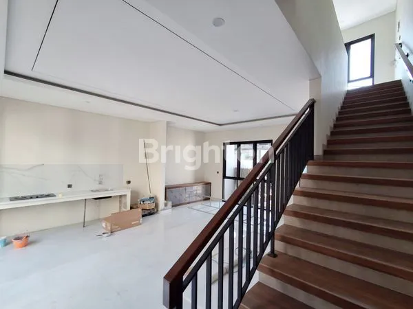 image RUMAH MODERN TROPIS 3+1 KT FULL FURNISH DI RENON - AREA PREMIUM (3)