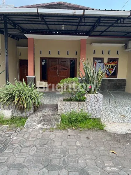 RUMAH SIAP HUNI DALAM CLUSTER KLIPANG