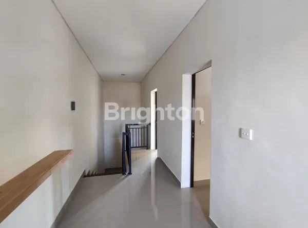 image RUMAH 2 LANTAI STRATEGIS DI KEROBOKAN (7)