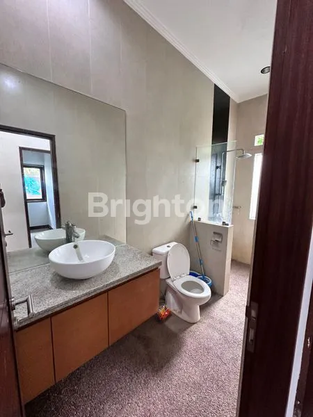 image RUMAH BALI DEKAT CANGGU (6)