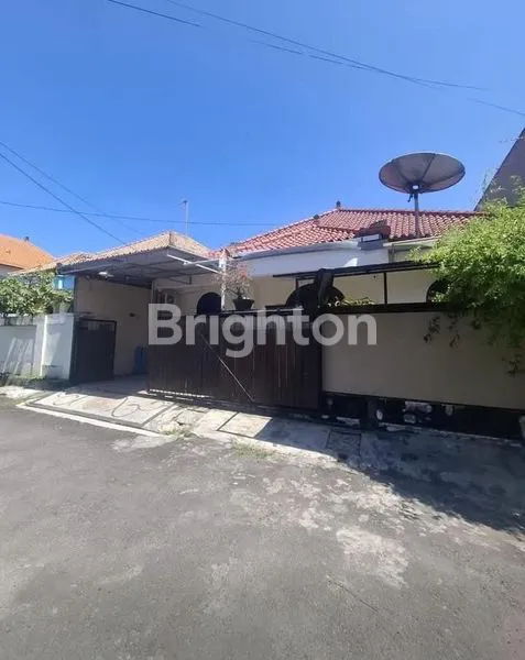 image RUMAH TEMBOK KERAMIK STRATEGIS ONE GATE SYSTEM DI PANJER DENPASAR BALI (2)