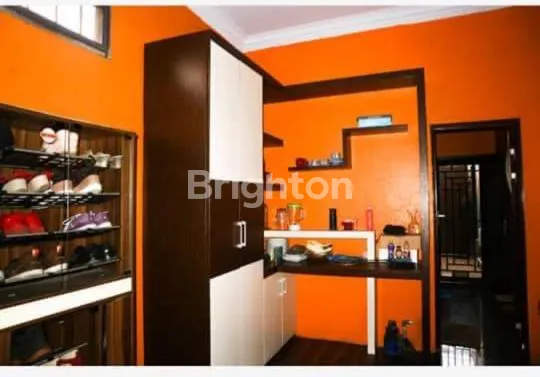 image RUMAH MEWAH 4KT SEMI-FURNISHED DI MEDAN LABUHAN, SHM (4)