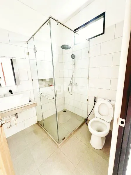 image SEWA RUMAH/VILLA BARU DI PURI CEMPAKA MAS DALUNG, BADUNG, BALI - LOKASI STRATEGIS & FULL FURNISHED (5)