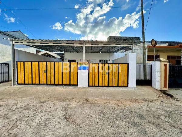 image RUMAH DI KONTRAKAN (1)