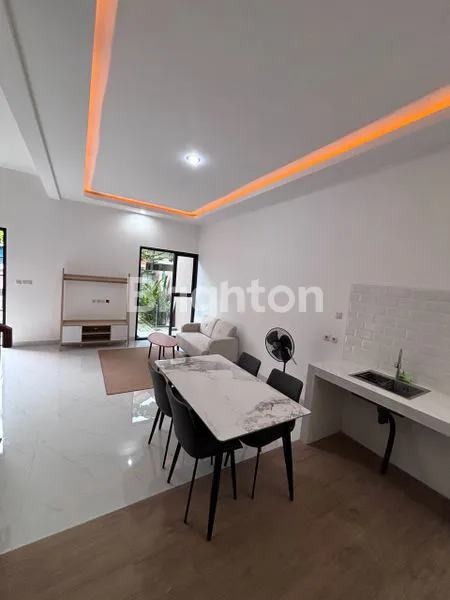 image RUMAH BARU BERGAYA MODERN CIMANGGIS DEPOK (3)