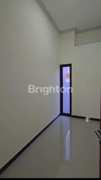 image RUMAH MODERN 3KT DI MANUKAN SURABAYA, SHM, DEKAT GWALK & PTC (6)