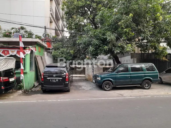 image DIJUAL CEPAT RUMAH TUA HITUNG TANAH – JL. BUNI, JAKARTA BARAT | 352 M² | 15M NEGO (1)