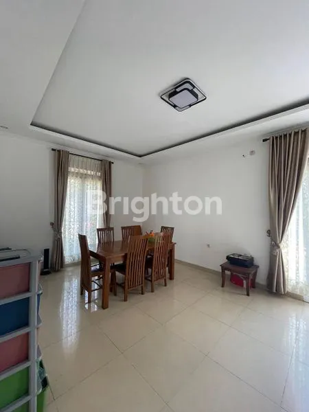 image RUMAH HOOK DESIGN MODERN  SIAP HUNI DI BINTARO (5)