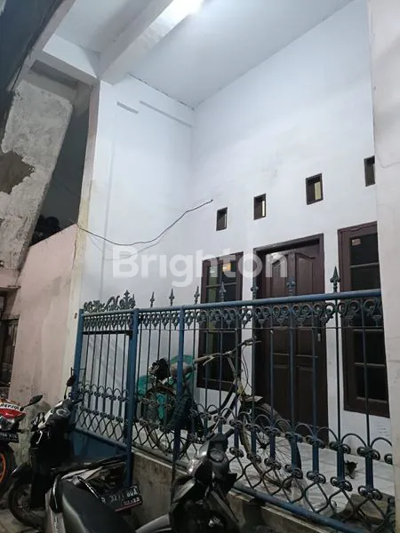 image DIJUAL RUMAH 2 LANTAI SIAP HUNI DI TANAH PASIR PENJARINGAN JAKARTA UTARA – HARGA TERJANGKAU (3)