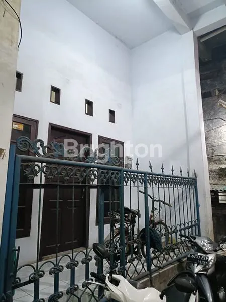 image DIJUAL RUMAH 2 LANTAI SIAP HUNI DI TANAH PASIR PENJARINGAN JAKARTA UTARA – HARGA TERJANGKAU (1)