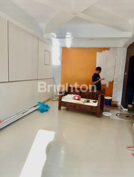 image DI JUAL RUMAH TENGAH KOTA  (3)