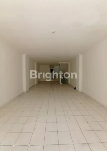 image DIJUAL RUKO GANDENG 2 PINTU 3 LANTAI PINGGIR JALAN GAJAH MADA (8)