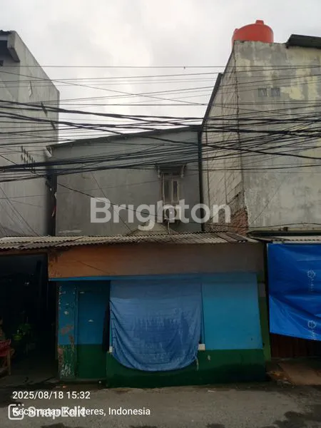 image RUMAH PINGGIR JALAN KALIDERES SHM, DEKAT SEKOLAH & PASAR (2)