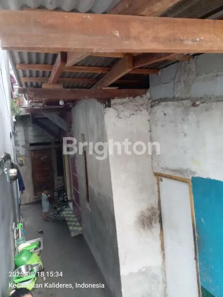 image RUMAH PINGGIR JALAN KALIDERES SHM, DEKAT SEKOLAH & PASAR (3)
