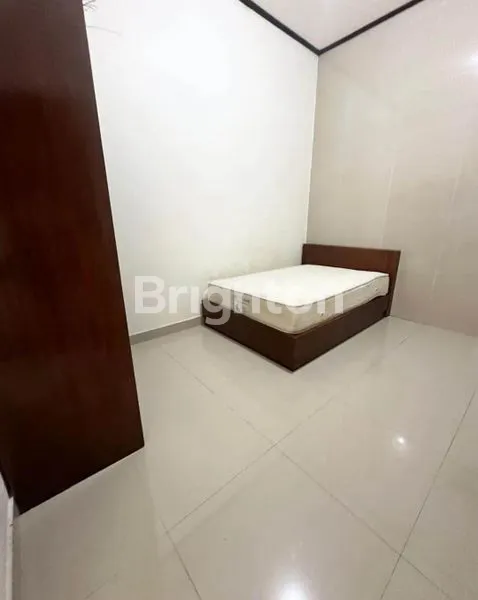 image DISEWAKAN RUMAH 2 LANTAI FUL FURNITUR DI GATSU TENGAH (7)