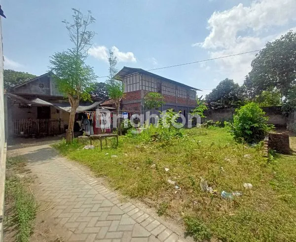 image TANAH SELUAS 234 M² POSISI HOOK DI DEKAT JALAN RAYA  (1)