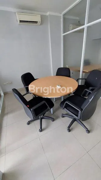 image MAU USAHA LANGSUNG CUAN DI JAKARTA TIMUR RUKO GANDENG 3,5 LANTAI SUPER STRATEGIS DI PASAR REBO DKI JAKARTA LOKASI PREMIUM, DEPAN JALAN RAYA BESAR AKSES SUPER MUDAH, RAMAI LALU LINTAS, COCOK UNTUK SEGALA JENIS USAHA (5)