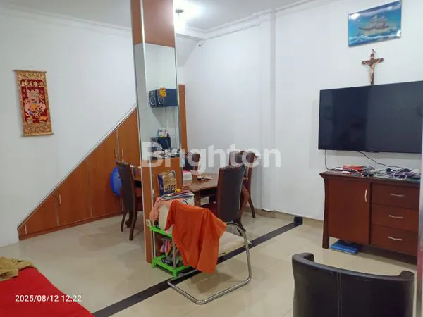 image DI JUAL RUMAH 2 LT PONDOK HIJAU GOLF GADING SERPONG (3)
