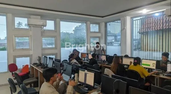 image GEDUNG SERBAGUNA COCOK UNTUK KANTOR  (8)