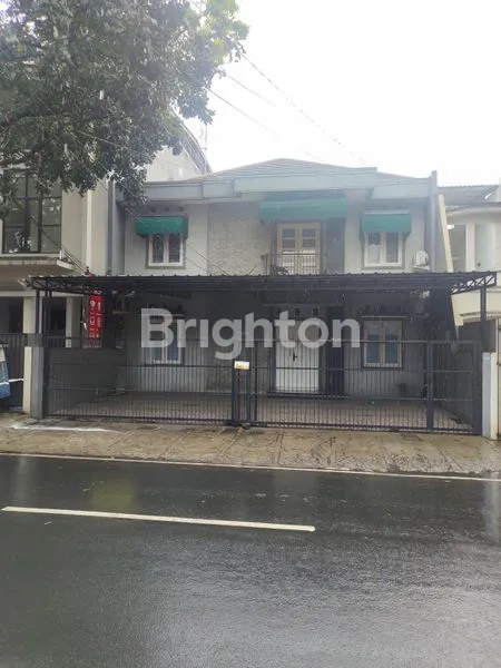 image RUMAH MEWAH KLASIK BSD DI JALAN BESAR – IDEAL UNTUK USAHA, HUNIAN, ATAU KANTOR (2)