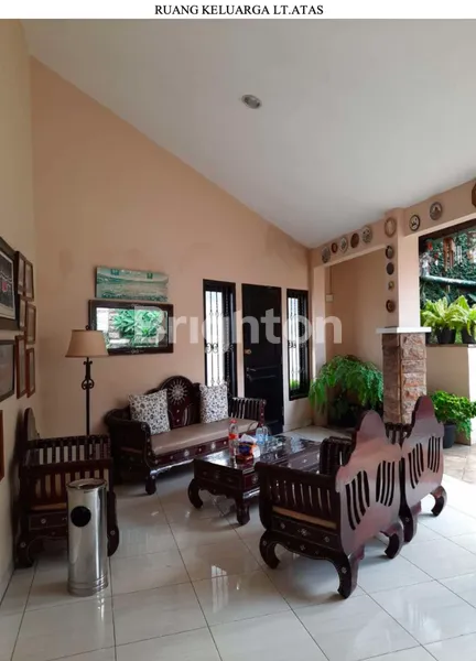 image RUMAH BESAR DI DAERAH ELITE SETRA SARI BANDUNG UTARA KOTA BANDUNG (5)