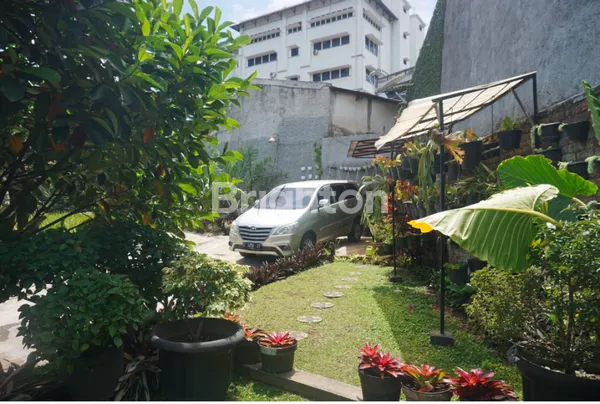 image TANAH KOSONG KOMPLEK SUPER ELITE SETRA SARI BANDUNG UTARA KOTA BANDUNG (4)