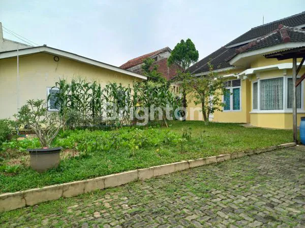 image JUAL/SEWA RUMAH BESAR NAN LUAS DI BANYUMANIK (2)