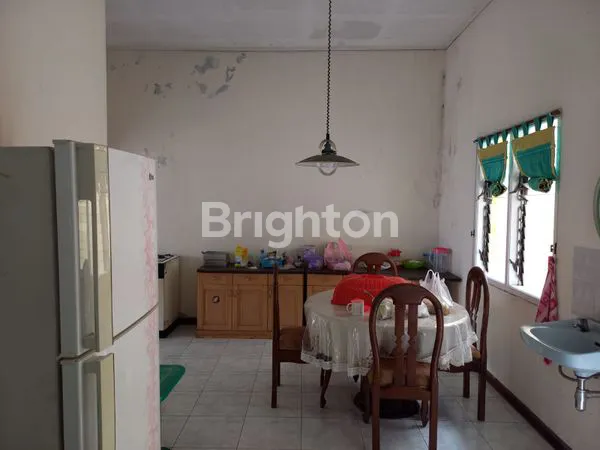 image JUAL/SEWA RUMAH BESAR NAN LUAS DI BANYUMANIK (8)