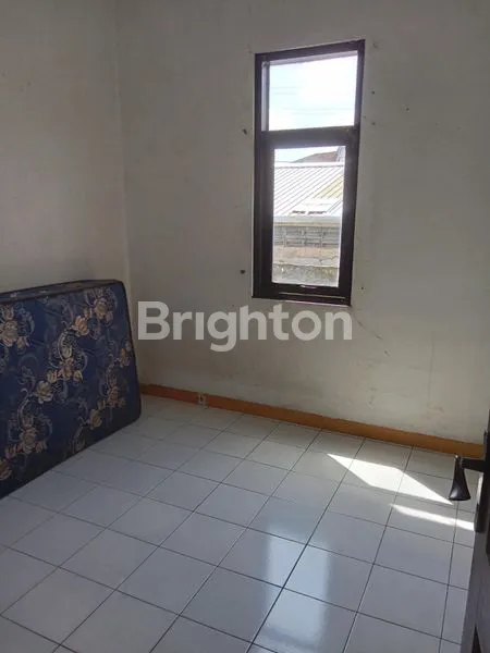 image RUMAH KOST 12 KAMAR STRATEGIS DEKAT UK PETRA KUTISARI SURABAYA (3)