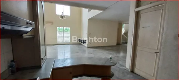 RUANG USAHA SIAP HUNI UNTUK KEPERLUAN KANTOR, BISNIS DAN TEMPAT TINGGAL  LOKASI STRATEGIS DI CIPETE SELATAN JAKARTA SELATAN