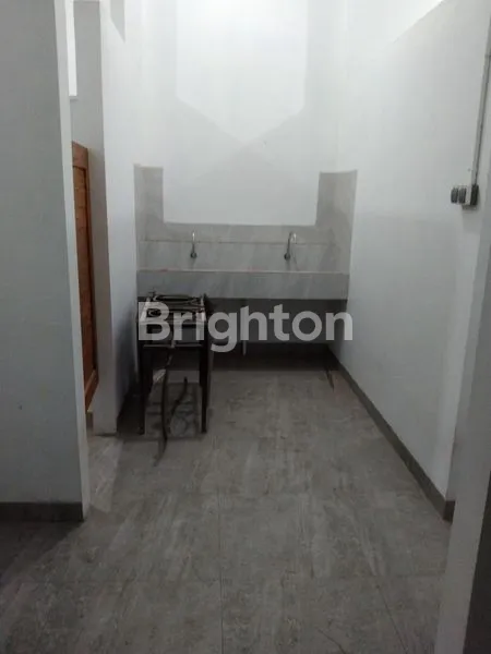 image BANGUNAN 2LANTAI DI JALAN SULTAN AGUNG WAYHALIM LAHAN PARKIR LUAS (5)