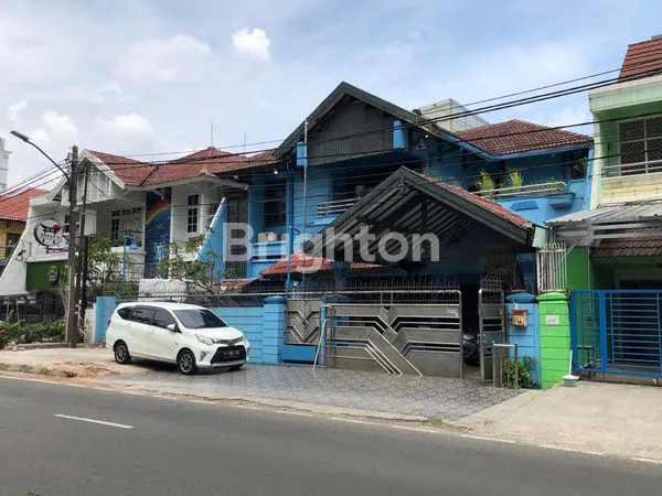 image RUMAH USAHA DI BOULEVARD KELAPA GADING DEKAT MALL KELAPA GADING (1)
