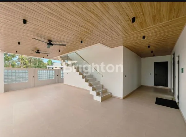 image BRAND NEW SWISS STYLE VILLA IN THE PERERENAN (2)