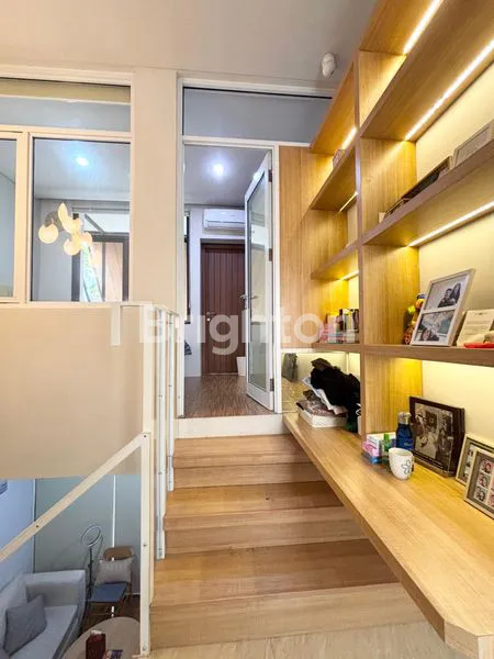 image RUMAH CANTIK 2 LANTAI SIAP HUNI CUMA 1M AN  DI FLEEKHAUZ BSD CITY (1)