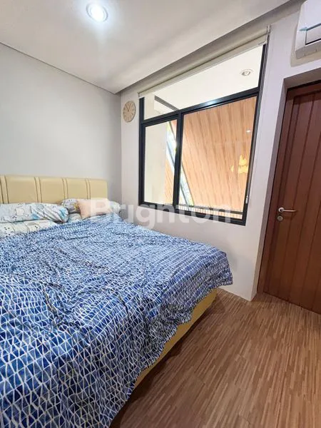 image RUMAH CANTIK 2 LANTAI SIAP HUNI CUMA 1M AN  DI FLEEKHAUZ BSD CITY (2)