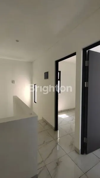 image RUMAH THE TOPAZ RESIDENCE - SUMMARECON MAKASSAR (5)