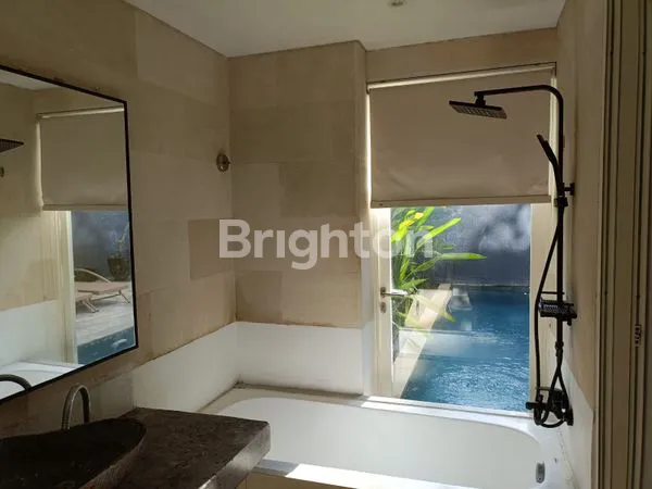 image DISEWAKAN VILLA EKSKLUSIF DI NUSA DUA, LOKASI STRATEGIS (2)