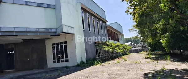 image GUDANG SIAP PAKAI DENGAN LOKASI STRATEGIS GUDANG RUNGKUT INDUSTRI SURABAYA (2)