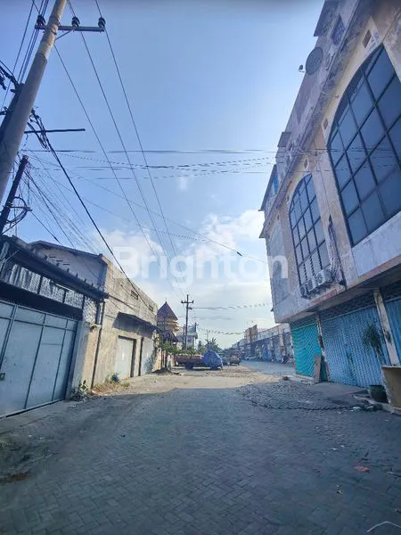 image GUDANG FIRA LEBAK ASRI, RAYA KENJERAN SURABAYA DEKAT DENGAN SURAMADU (3)