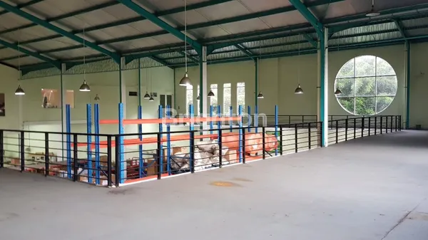 image GUDANG SIAP PAKAI DENGAN LOKASI STRATEGIS GUDANG RUNGKUT INDUSTRI SURABAYA (5)