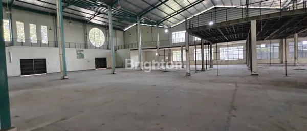 image GUDANG SIAP PAKAI DENGAN LOKASI STRATEGIS GUDANG RUNGKUT INDUSTRI SURABAYA (7)
