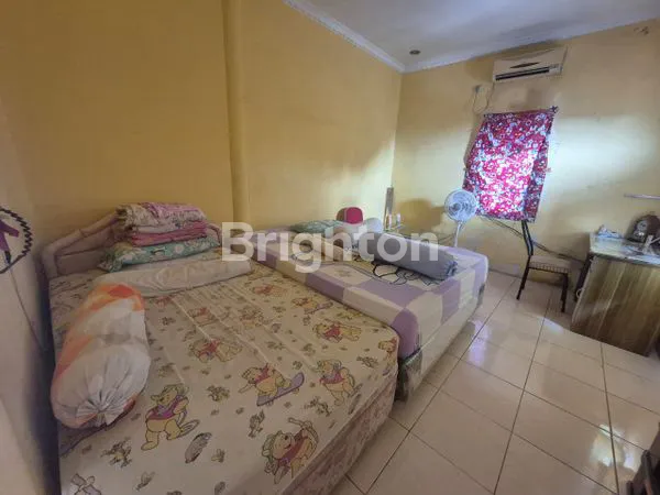 image HUNIAN 3 LANTAI BEBAS BANJIR. DI LINGKUNGAN AMAN DAN NYAMAN. HARGA TERJANGKAU (3)