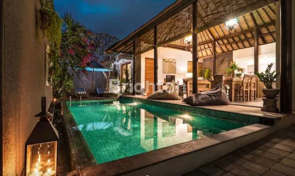 image VILLA MEWAH 2 KAMAR TIDUR UNTUK DISEWAKAN DI BERAWA – DEKAT FINNS BEACH CLUB & FASILITAS UTAMA (3)