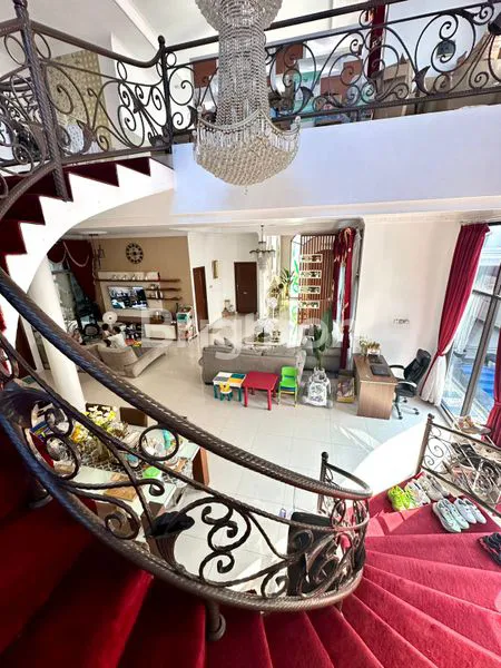 image RUMAH MEWAH LUXURY SIAP HUNI AREA BULUSAN TEMBALANG SEMARANG (5)