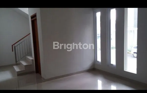 image RUMAH MINIMALIS 2 LANTAI DI PONDOK HIJAU GEGERKALONG - DEKAT UPI (5)