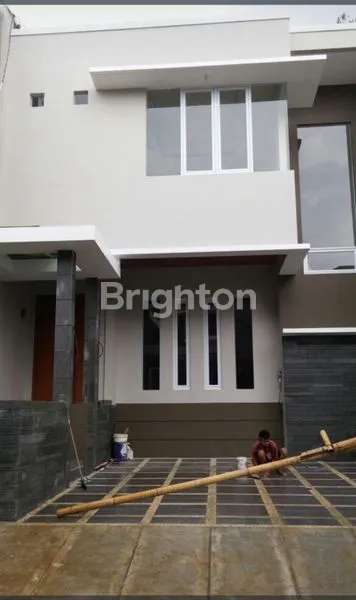 image RUMAH MINIMALIS 2 LANTAI DI PONDOK HIJAU GEGERKALONG - DEKAT UPI (1)