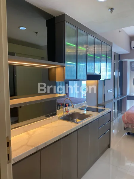 image MEWAH! APARTEMENT FULL FURNISHED STUDIO SIAP HUNI AMOR EASTCOAST PAKUWON CITY DEKAT MULYOSARI DHARMAHUSADA GALAXYMALL MANYAR KERTAJAYA (6)