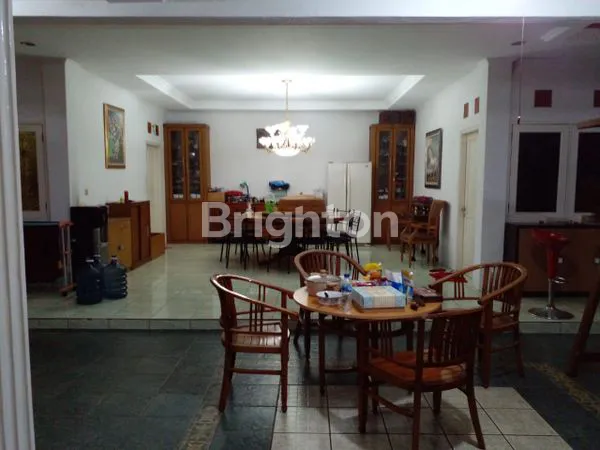 image RUMAH MEWAH DENGAN SUASANA HIJAU & KOMUNITAS HANGAT DI GIRILOKA BSD (3)